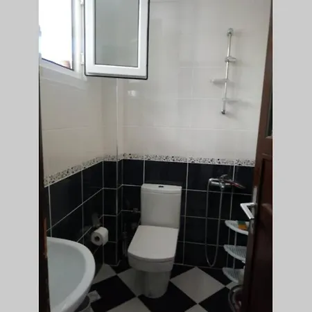 Vila 3+1 Guarded Villa, Big Garden, Close To The Beach *
