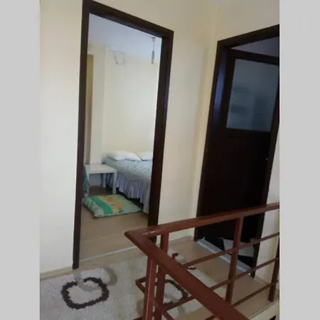 Vila 3+1 Guarded Villa, Big Garden, Close To The Beach *
