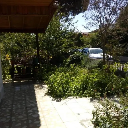 3+1 Guarded Villa, Big Garden, Close To The Beach *
