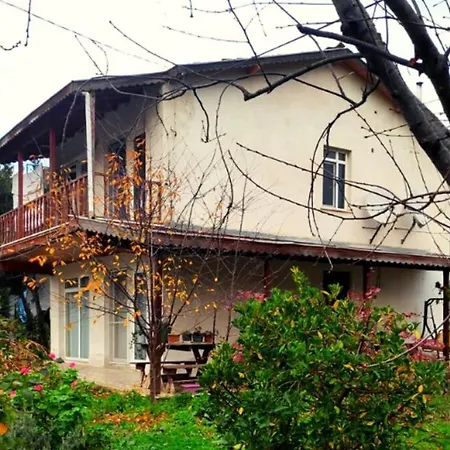 3+1 Guarded Villa, Big Garden, Close To The Beach * Silivri