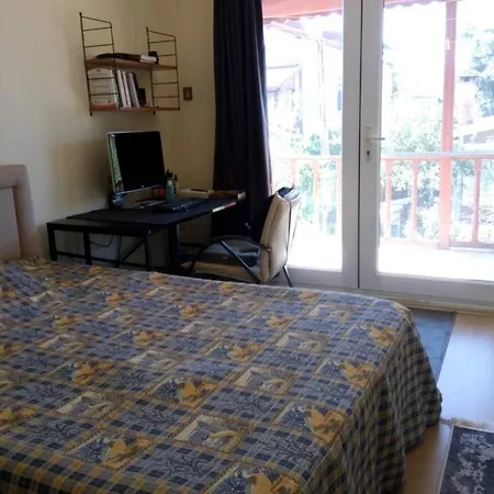 3+1 Guarded Villa, Big Garden, Close To The Beach * Silivri